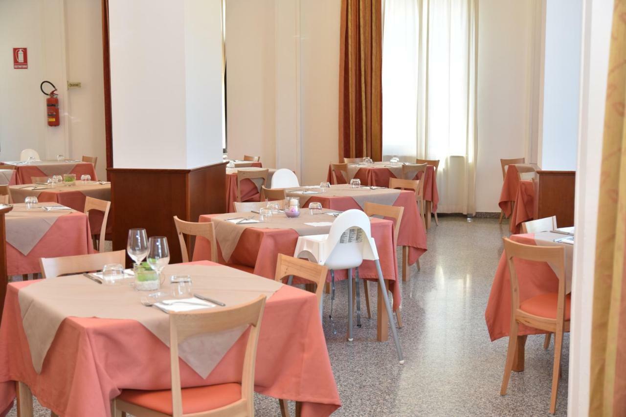 Hotel Excelsior Montesilvano Marina Εξωτερικό φωτογραφία