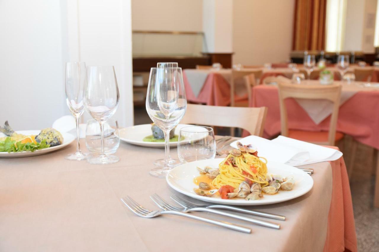 Hotel Excelsior Montesilvano Marina Εξωτερικό φωτογραφία