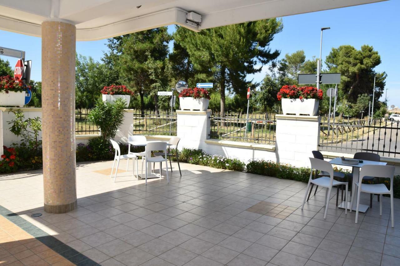 Hotel Excelsior Montesilvano Marina Εξωτερικό φωτογραφία
