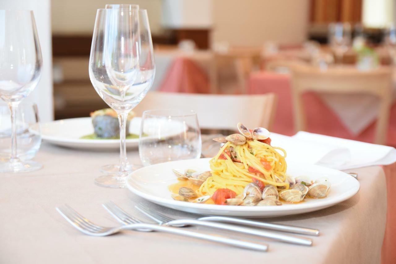 Hotel Excelsior Montesilvano Marina Εξωτερικό φωτογραφία