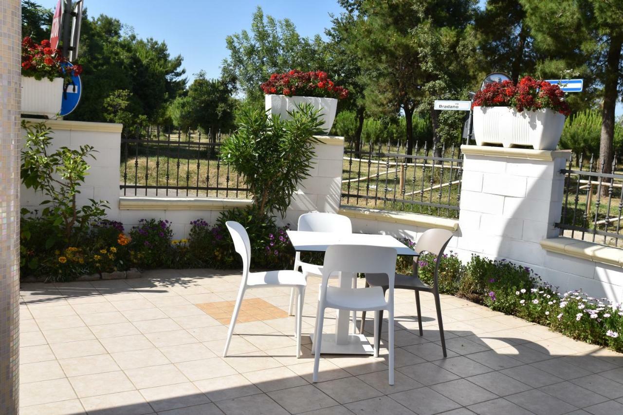 Hotel Excelsior Montesilvano Marina Εξωτερικό φωτογραφία
