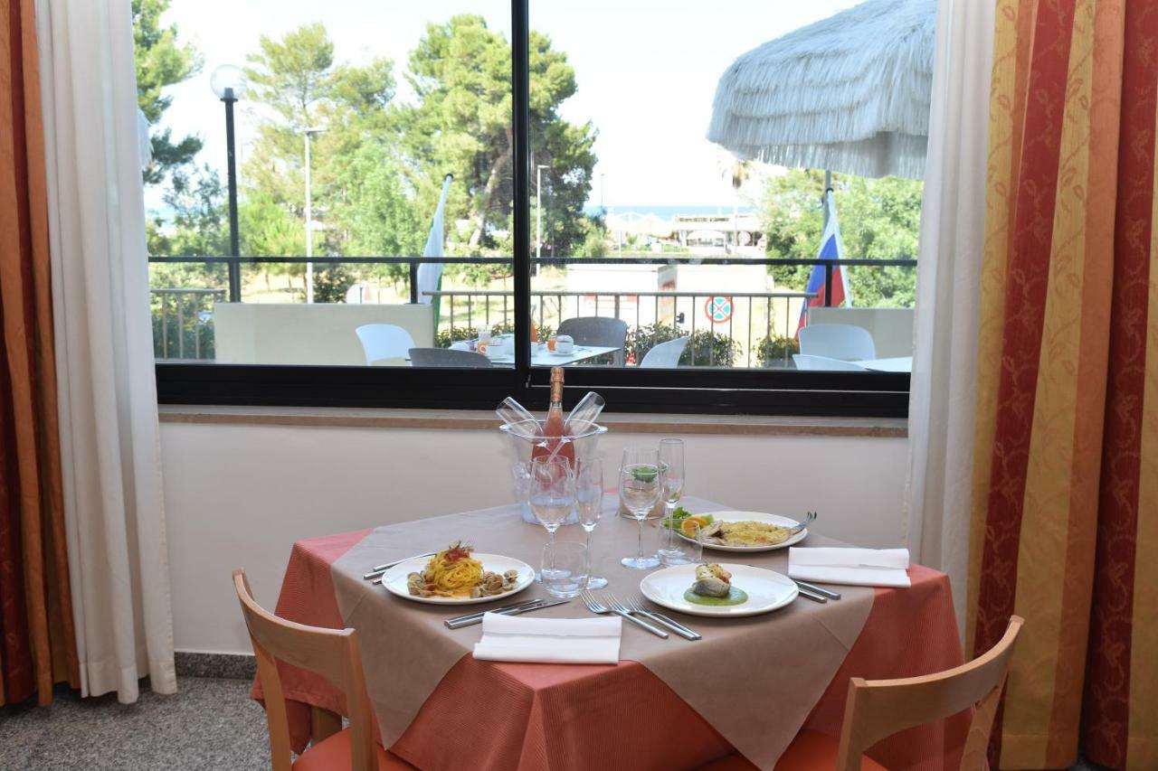 Hotel Excelsior Montesilvano Marina Εξωτερικό φωτογραφία