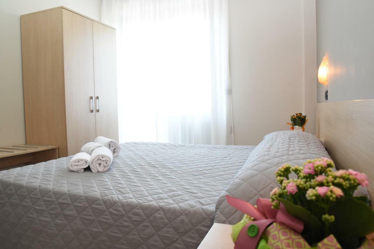 Hotel Excelsior Montesilvano Marina Εξωτερικό φωτογραφία